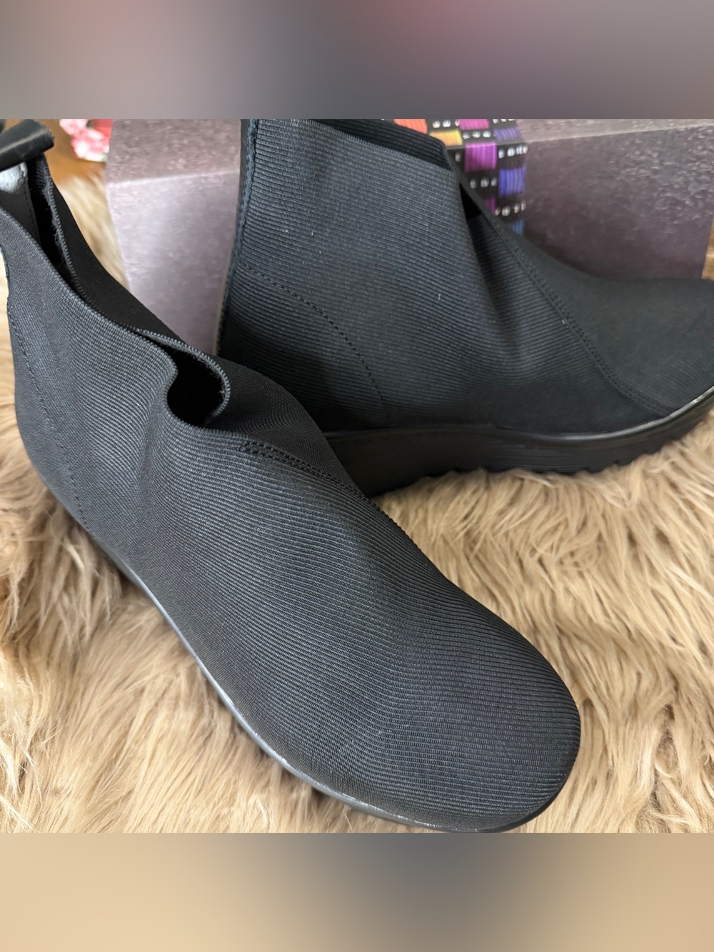 bernie mev. Maile Black Slip-On Ankle Booties, wedge, so comfortable sz 39 or 8